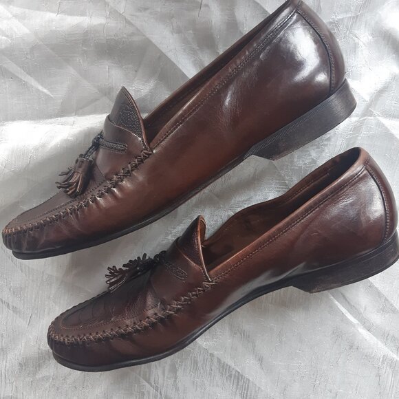 Johnston & Murphy SZ 9.5 Alligator Imprinted Men's Brown Leather Tassel Loafers - Picture 5 of 16
